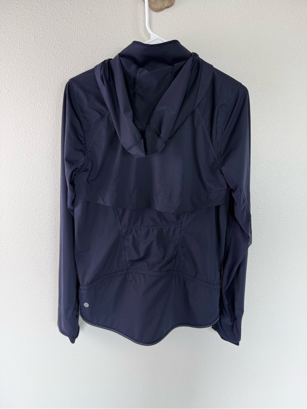 Lululemon Kicking Asphalt Jacket Midnight Navy Blue Running Casual Women’s 6 - Picture 13 of 16
